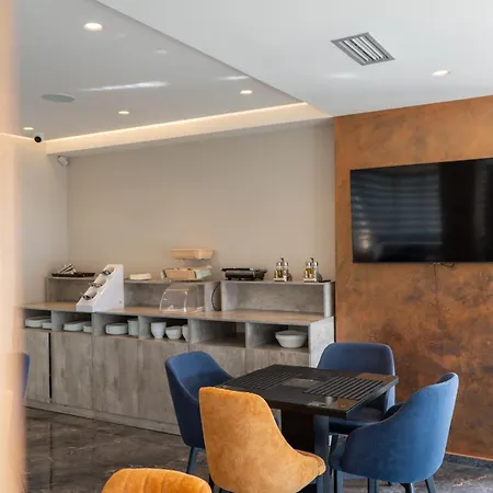 Teuta 4* Sarandë