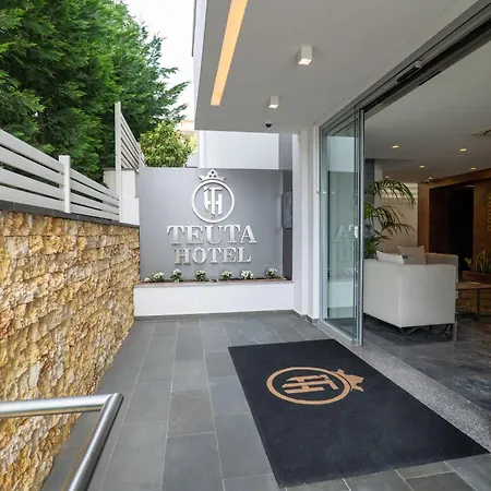 ホテル Teuta 4*