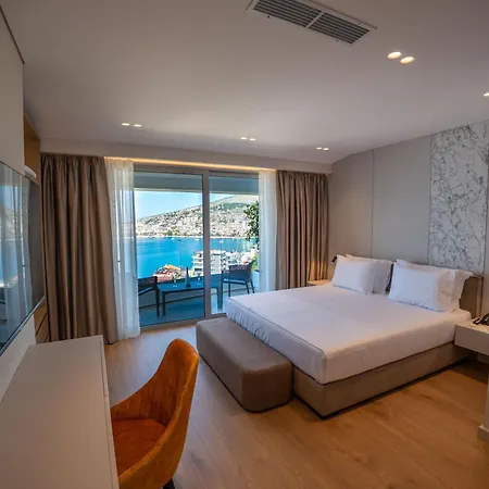 Teuta ホテル Sarandë